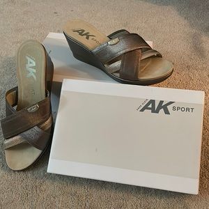Anne Klein Sport